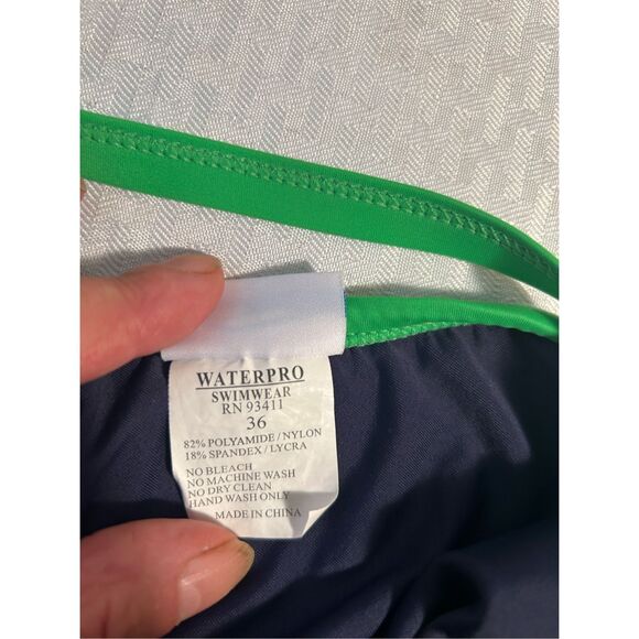 Waterproof swimsuit size 10 blue green circles rn#93411 size 36 - Picture 5 of 7